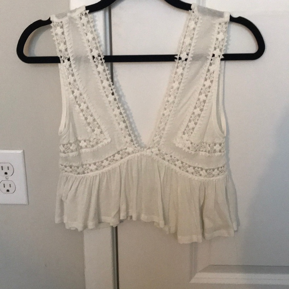 Kimchi Blue cropped top. New with tags!